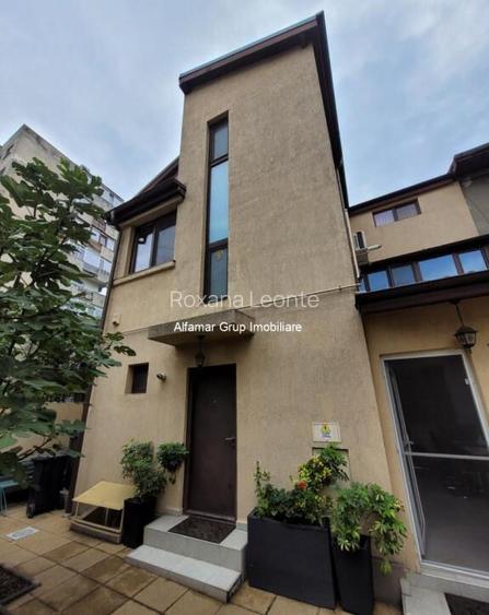 Ideal gradinita, afterschool, birouri- casa 9 camere Sebast