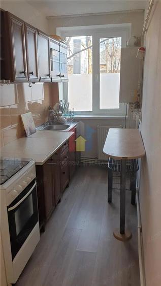 1 camera, parter, Mobilat si Utilat, Bariera - 8