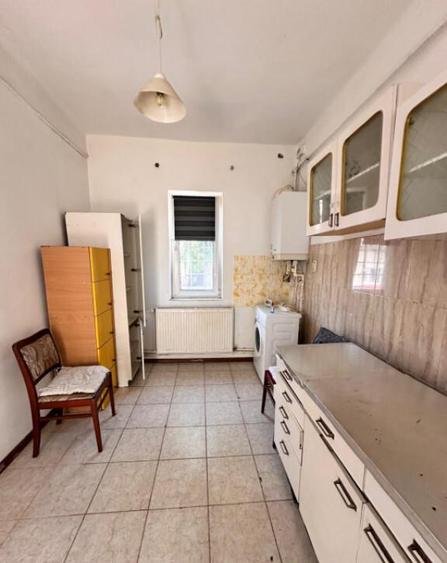 Proprietate 2 corpuri situata in zona Tomis I - 8