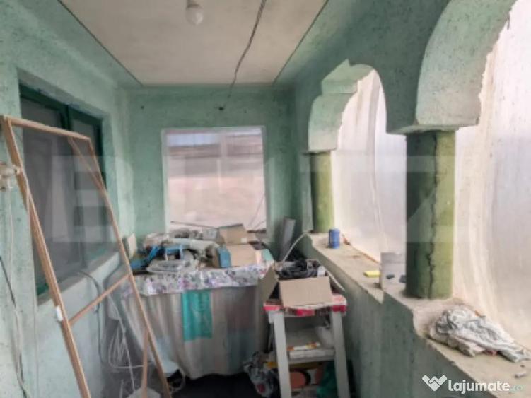 Gheboieni proprietate de renovat 1100 mp, lini?te ?i i - 10