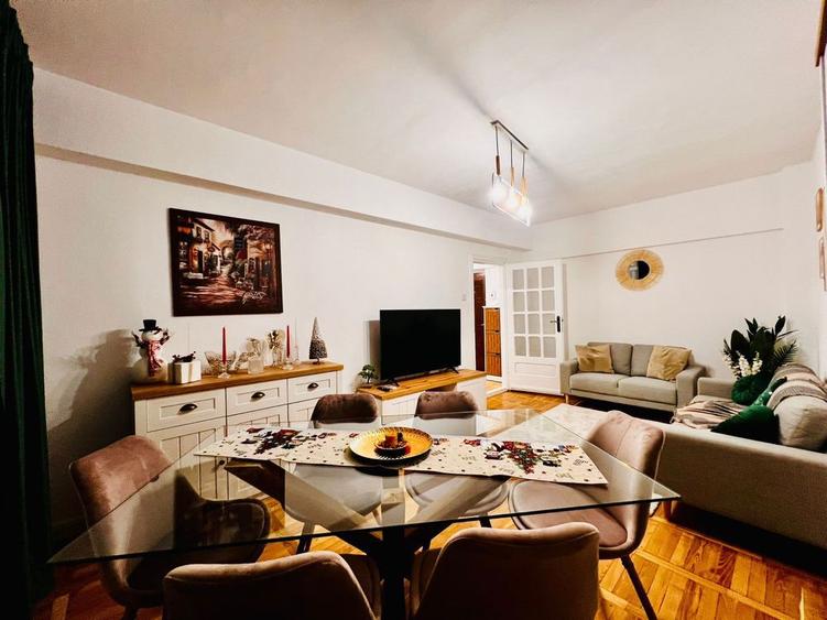 Inchiriez ap. 3 camere lux -zona Europa -Craiova -ultracentral 650 - 2