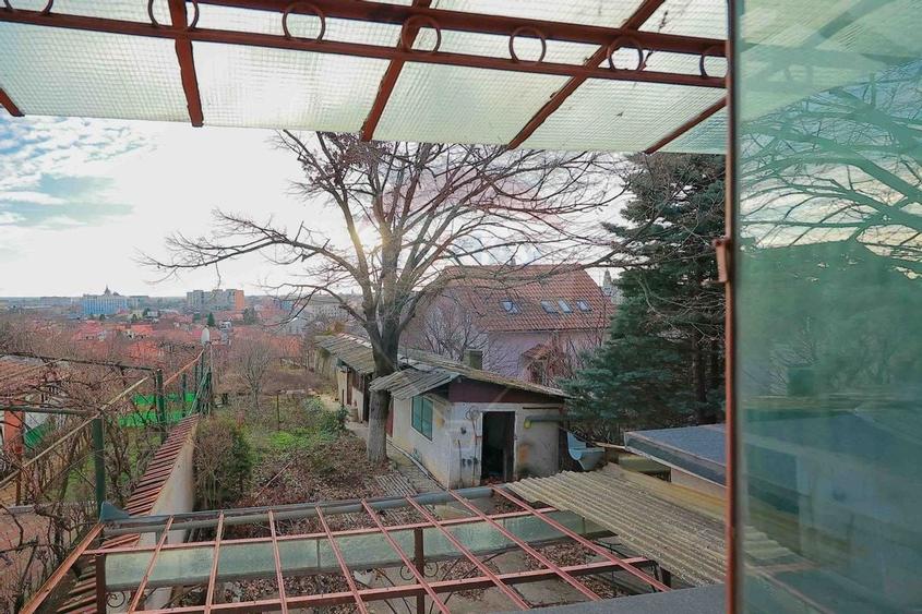 De vânzare casă 5 camere, teren 508 mp, în zona Ciuperca - 21