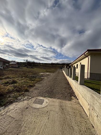 Vand teren intravilan - 2