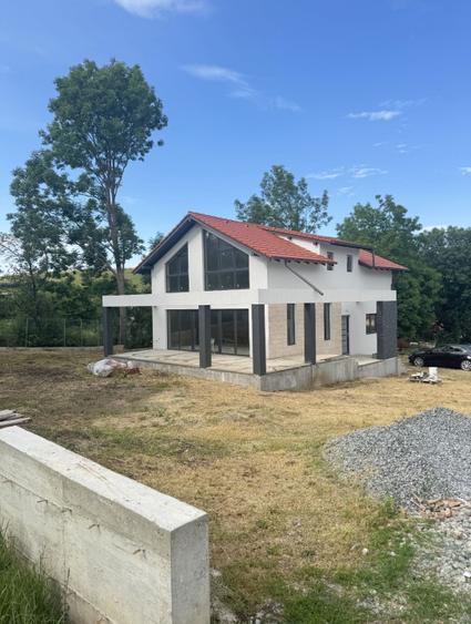 PF vand casa individuala semifinisata - 1