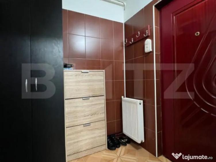 Garsoniera de vanzare, decomandata , zona Micro 3 - 2