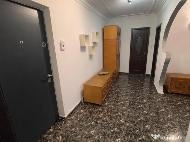 Inchiriez Apartament 3 camere spa?ios Agigea sos. Mangaliei - 6
