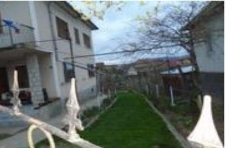 Cota de 3/8 din casa si teren, Loc Unirea, Jud Alba - 7