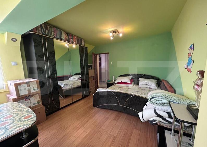 Apartament cu 2 camere, 55 mp, decomandat, zona Stefan cel M - 3