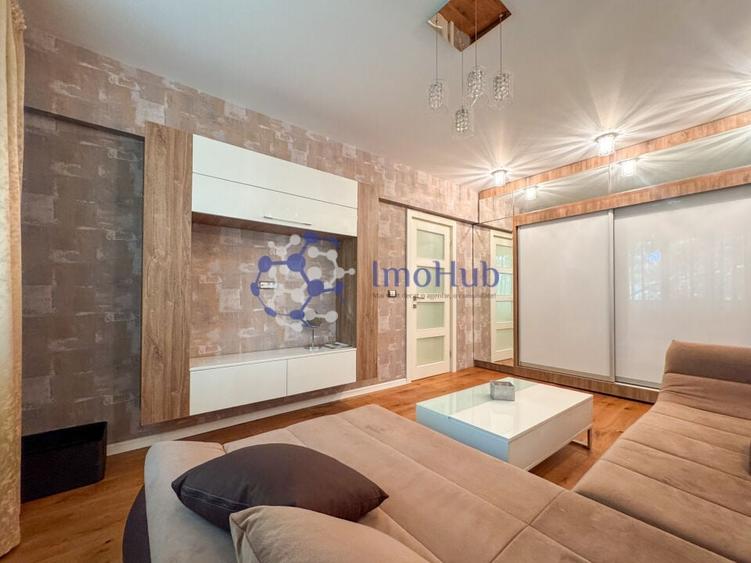 Apartament in Piata Unirii, etaj 3, renovat - 2