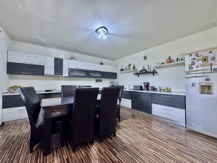 Casǎ Individualǎ/Pensiune/Turism - Ocna Sibiului - 1546 mp teren - 12