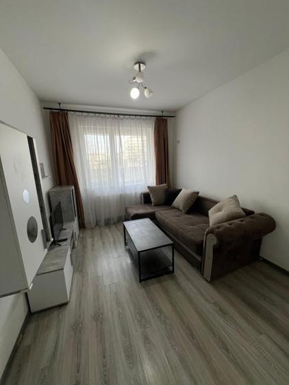 Inchirierz Garsoniera  Militari Residence strada Rezervelor - 2