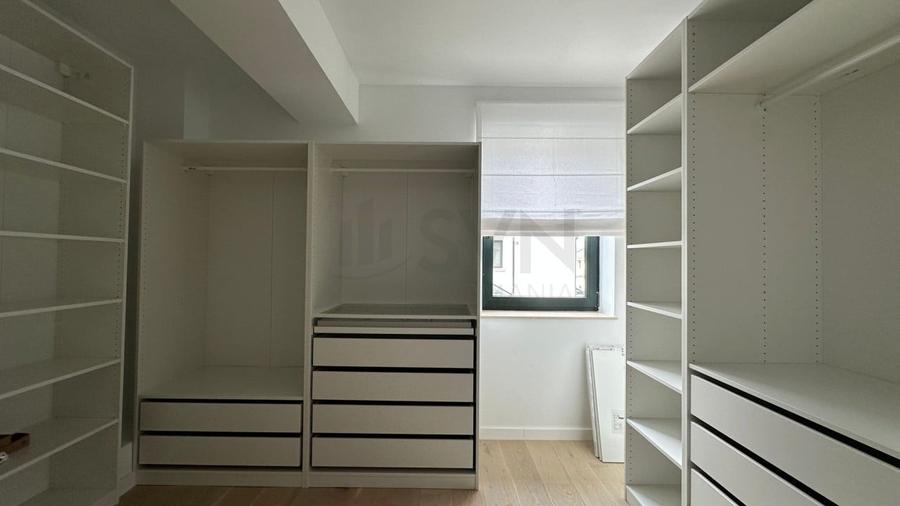 REV2004071 Vila cu mansarda 9 camere Corbeanca - 9