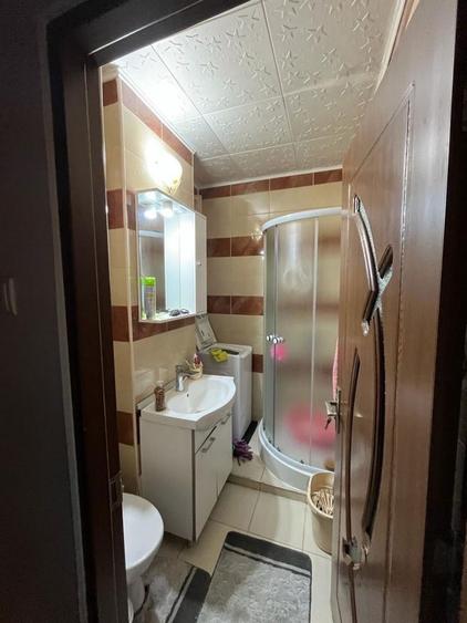 Inchiriez garsoniera - 5