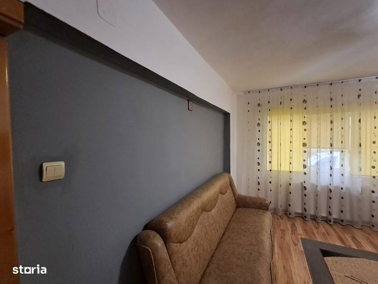 Apartament 3 camere Zona Inspectoratul Scolar - Parter - 70 mp - 10