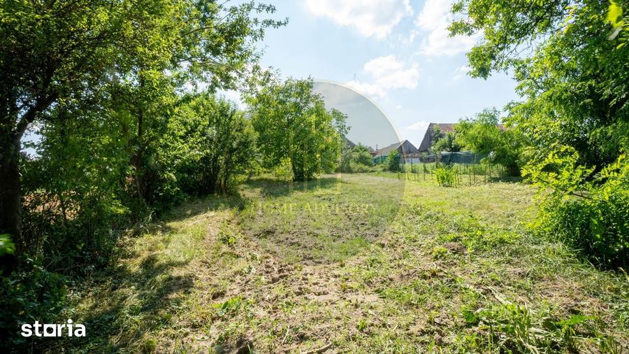 Casă cu 5 camere cu Teren 1500 Mp în Feldioara