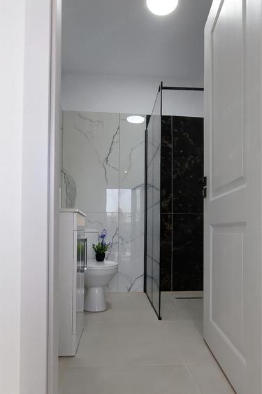 REDUCERE 7 500 pana pe 10 04 - la Padure (Dormitor Dressing Baie) - 8