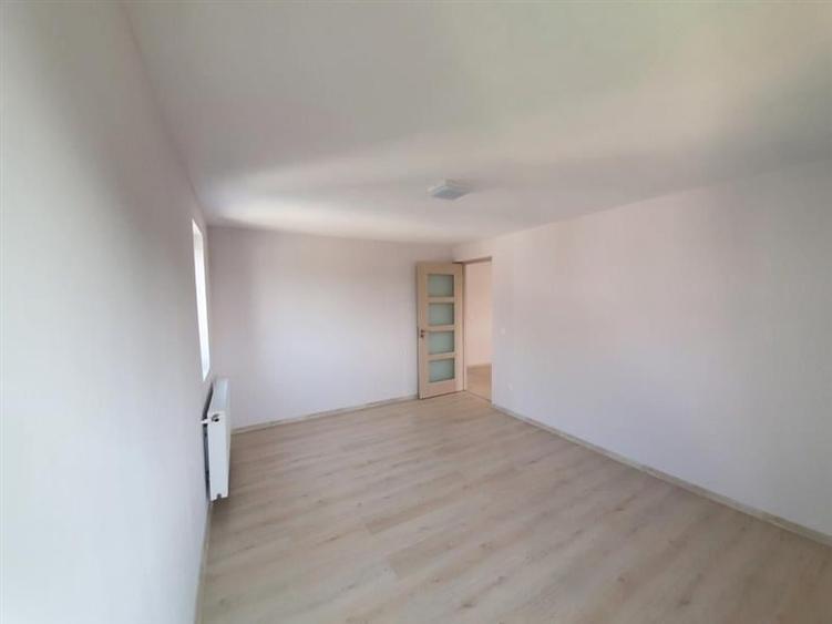 Hala 182 mp + birouri /spatii depozitare 120 mp, Izvoare - 8