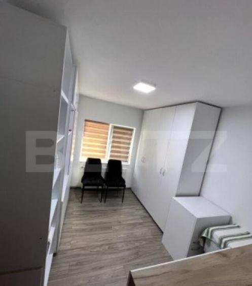 Apartament 3 camere, 80 mp, decomandat, zona Centrala - 2