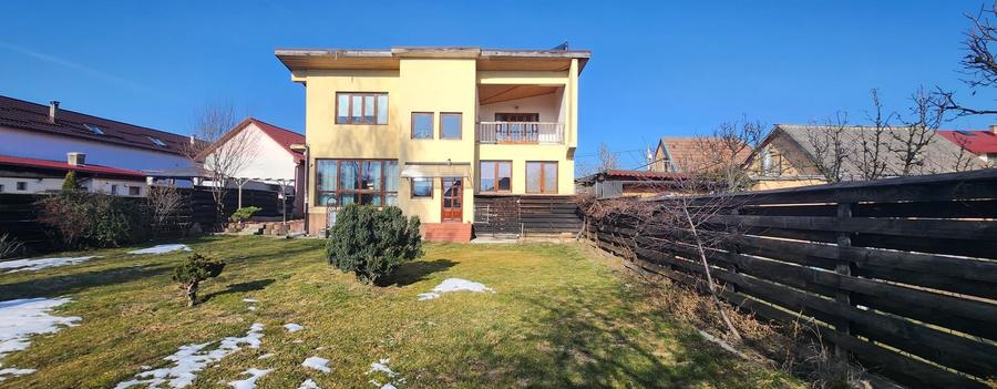 Casa Ghimbav, 8 camere,  S+P+M,teren 736 mp, pretabila locuinta, birouri, cazare - 1