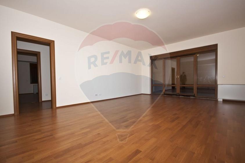 INCHIRIERE Apartament cu 3 camere in zona Aviatiei - 1