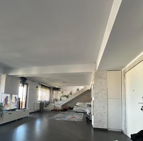 OPORTUNITATE DE INVESTIȚIE: Apartament 156 mp mobilat și utilat - gata de mutare - 6