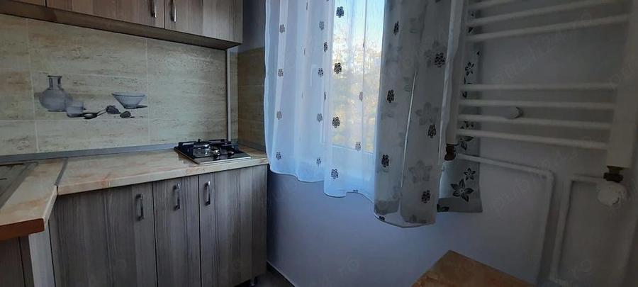 Zona Modern, langa Casa de Pensii - apartament o camera - 9