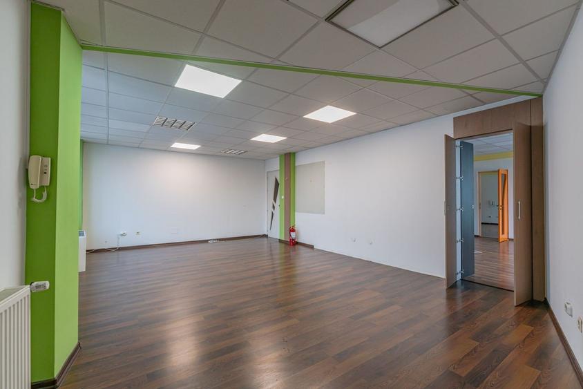 Spațiu birou individual în Brașov, Centru: 39 mp utili pe Strada N. Titulescu - 5