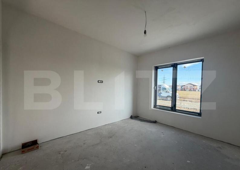 1/2 Duplex modern in Mo?ni?a Noua | Terasa 17 mp, perso - 12