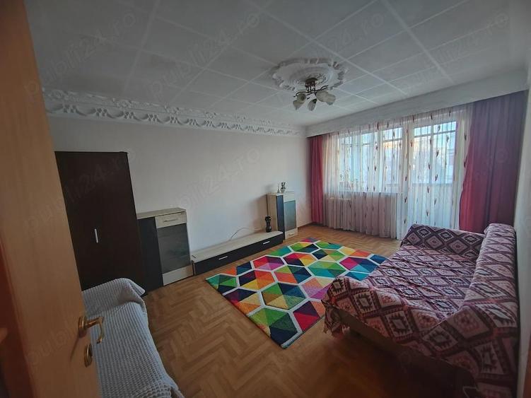 Apartament 3 camere, decomandat - 4
