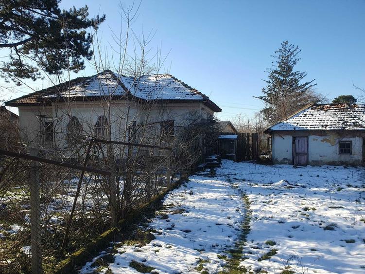 Teren intravilan Dobresti deschidere 41 ml, casa+anexa, drum principal - 3