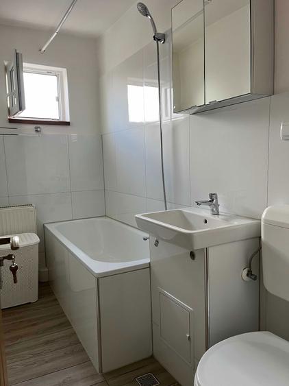 Apartament cu 2 camere recent renovat de inchiriat - 1