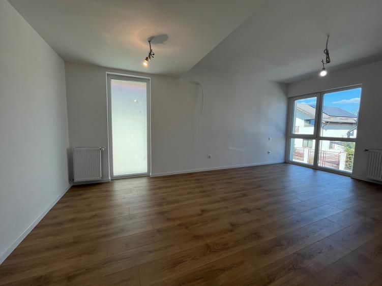 Casa nouă tip Duplex, 4 Camere, P+1E, 155 mp, 200 mp curte individuala-  Odăile - 11