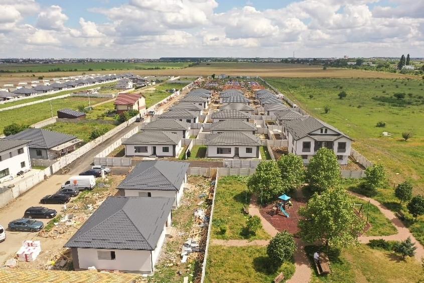 Casa individuala, parter, 4 camere+ parcare,+ curte proprie 380 mp, Comision 0 - 8