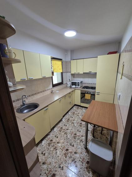 Apartament 3 camere inchirere Iuliu Maniu, Lujerului pretabil birouri / locuinta - 1