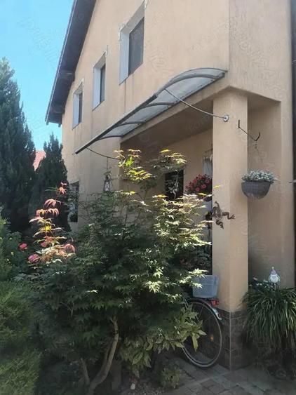 Casa de vanzare str Kaffka Margit - 8