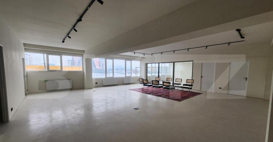 Spa?ii de depozitare, hale ?i birouri disponibile pent - 15