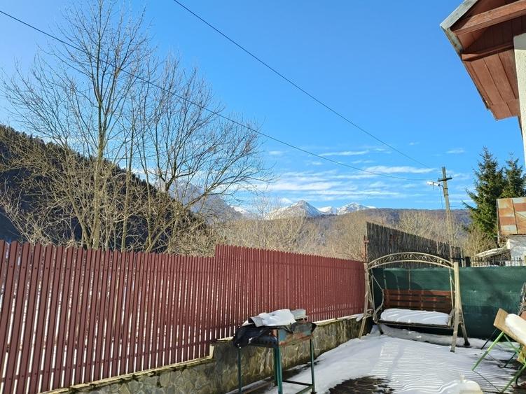 Casa de vanzare in Azuga, 350 mp teren! - 2