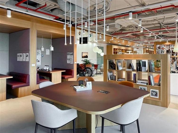 Inchiriere spatiu de birou mobiliat in Campus 6 - 9