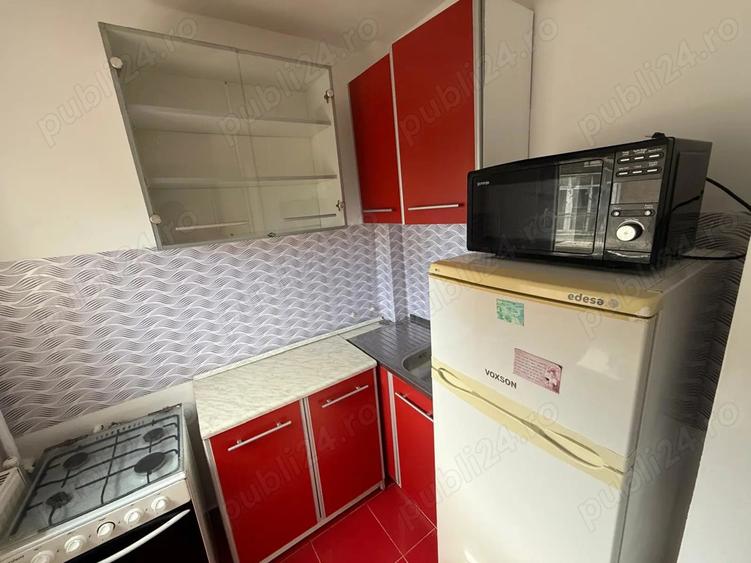 Inchiriez garsoniera - 5