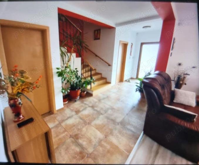 Casa de vanzare in Mosni?a Noua, cartier Europa. - 2