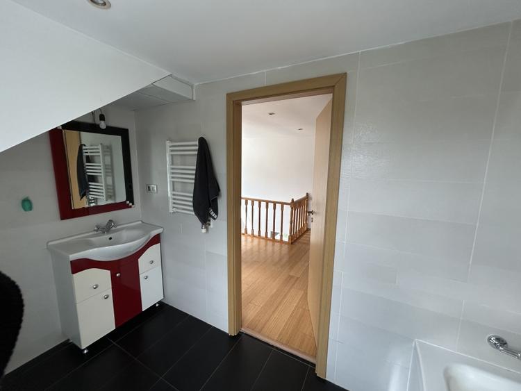 Casa individuala - complet renovata 2025, curte mare, 3 dormitoare - 17