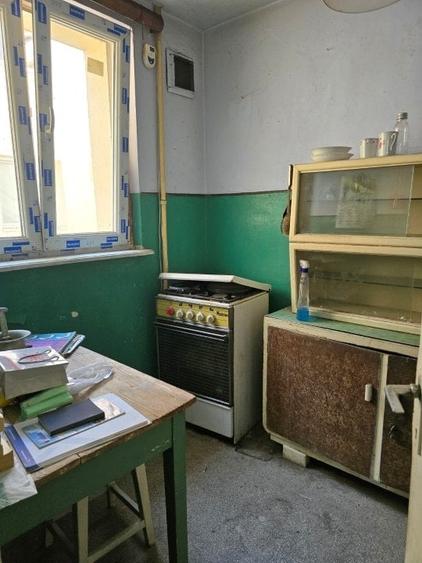 Bucur  Obor, 10 minute metrou, pe strada Ferdinand, - 10