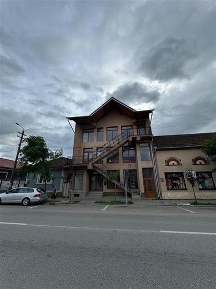 SPATIU DESTINAT BIROURILOR | BEIUS - 3