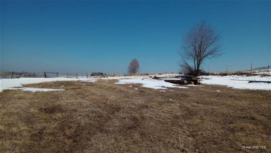 De vanzare teren in Marisel - 9