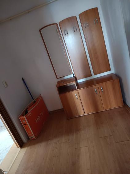 Apartament 3 camere,48 mp,etaj 3 - 8