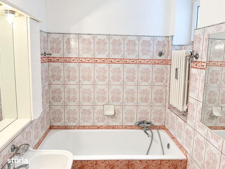 Apartament cu 4 camere decomandat în Domenii