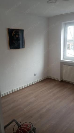 De vanzare apartament 2 camere Campina Prahova - 2