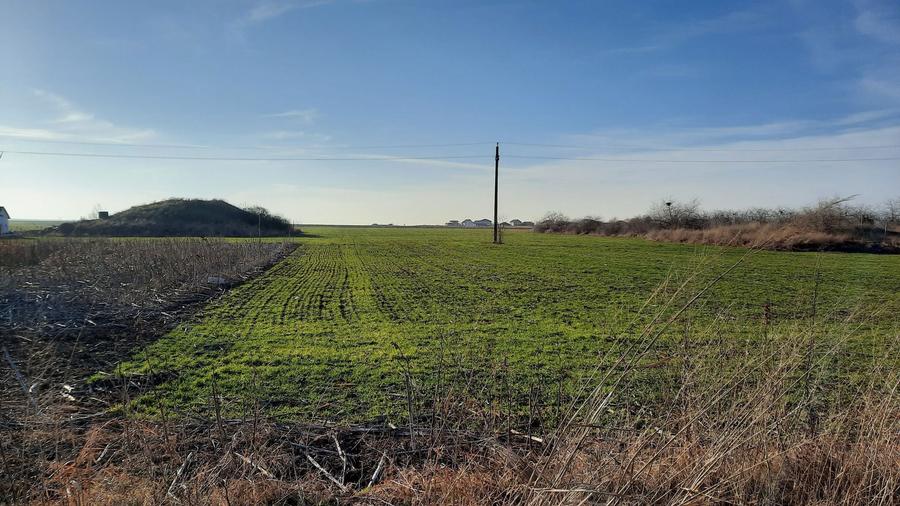 Teren intravilan 2 MAI - 4
