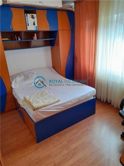 Royal Imobiliare - Vanzare Apartament zona Ultracentrala - 12