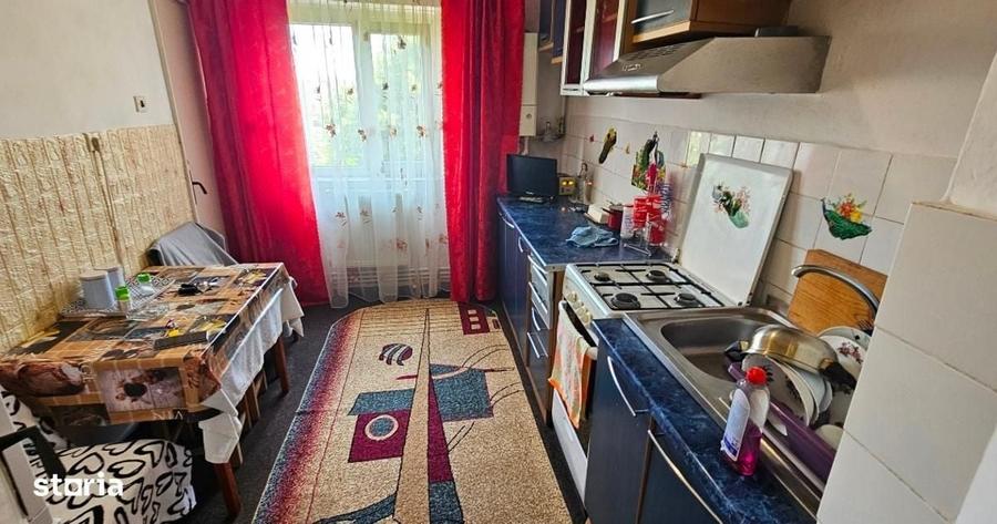 Apartament cu 2 camere decomandat în Poarta 6 — fotografia 3